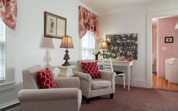 Four Chimneys Inn image 18